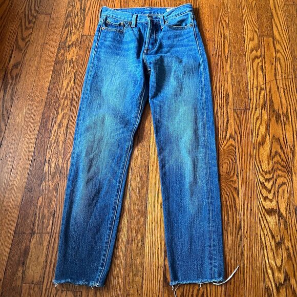 Levi's Women's 25 White Oak Cone Denim Raw Hem Slim Fit Blue Jeans - Picture 1 of 12